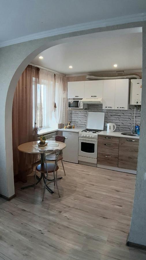 Apartment On Artyleriiska 2 With River View Mikolajiv Kültér fotó